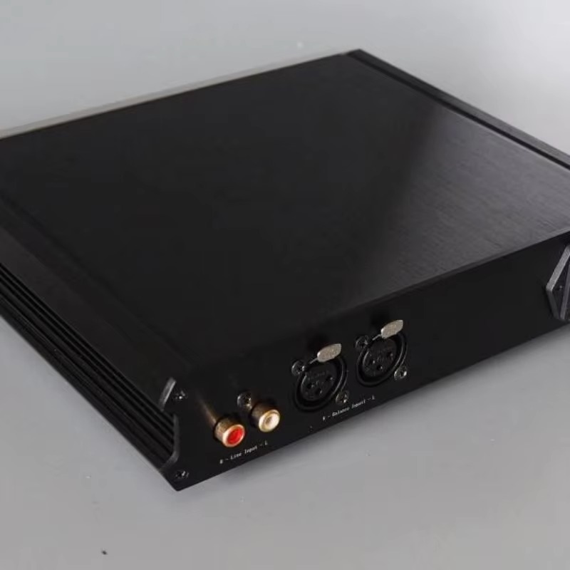 高純度直流、完全バランス回路、クラスA方式のヘッドホンアンプ - Headphone Amplifier のレビューと価格